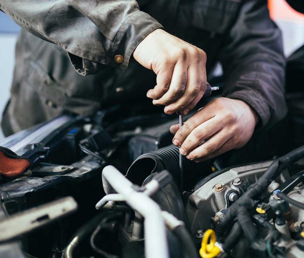 Mecánica general y reventiva para vehículos livianos